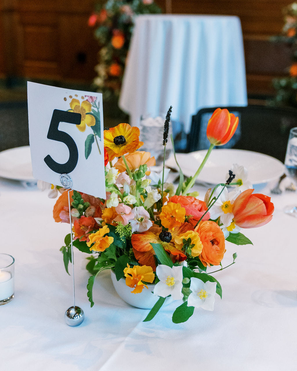 centerpiece workshop with mayesh design star heather hyde in austin texas at her floral and design studio